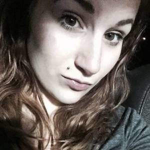 Meet your Posher, Holly