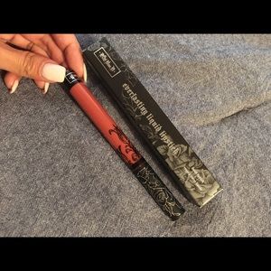Kat Von D Everlasting Liquid Lipstick Lolita ll.
