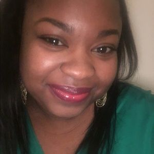 Meet your Posher, Angelina