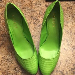 Lime green leather Lauren Ralph Lauren size 9 B