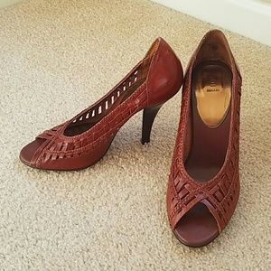 Reddish-brown, 4 inch, open toe Bakers heels