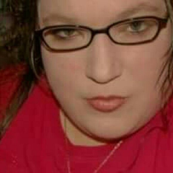 Meet your Posher, Rachel - Picture 1 of 1