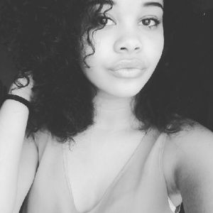 Meet your Posher, Isabella