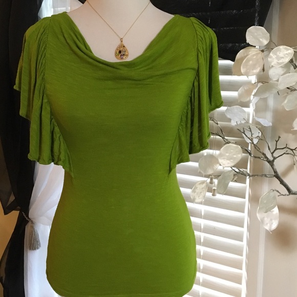 Banana Republic Tops - Banana Republic green top