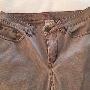 Worn brand from Bloomingdale's capris