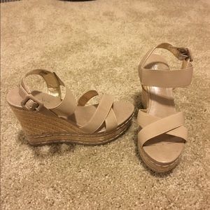 Wedges size 6.