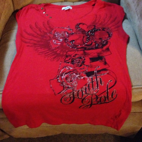 New shirt it has jewels, glitter,