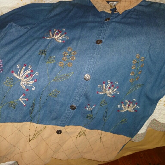 Denim embroidered overshirt with pockets - Picture 1 of 4