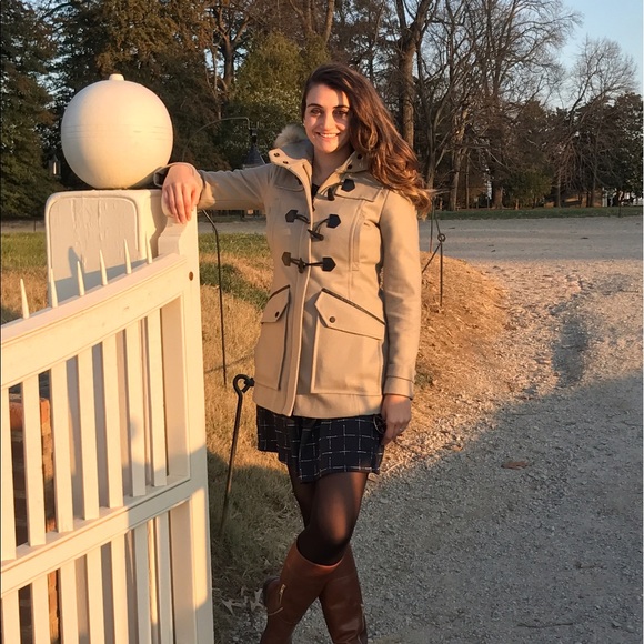 Meet your Posher, Laura - Picture 3 of 6