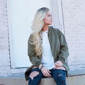 Meet your Posher, Madi