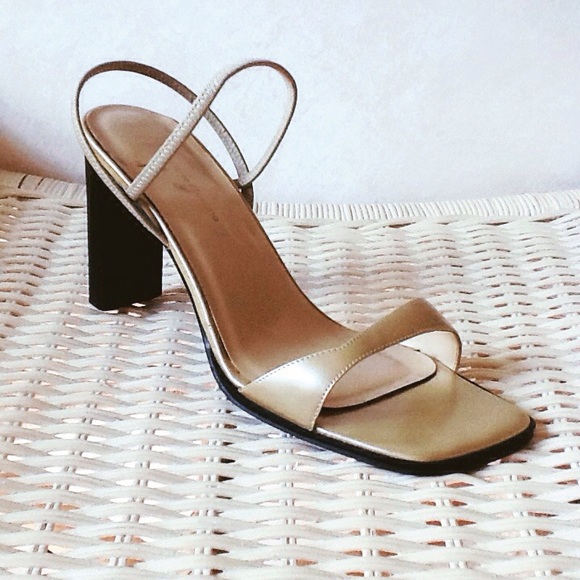 VALERIE STEVENS Gold LEATHER Heels