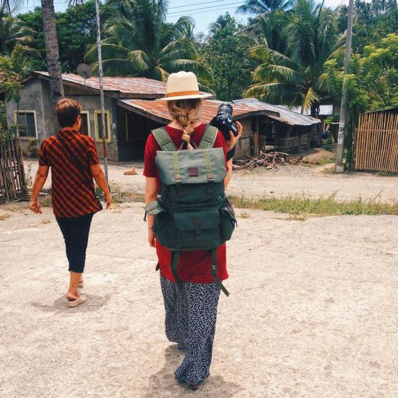 Meet your Posher, Ashley - Picture 1 of 1