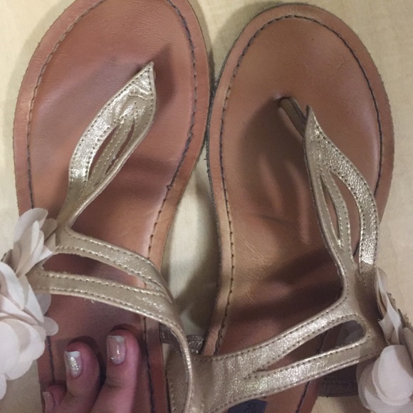 Sandals - Picture 3 of 4