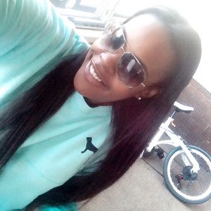 Meet your Posher, Alexus