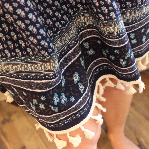 Navy printed off the shoulder dress - Picture 2 of 4