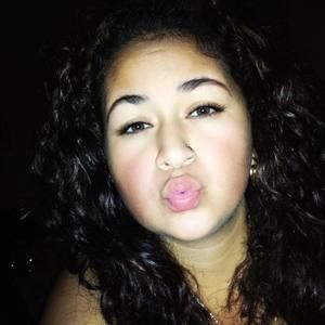 Meet your Posher, Maria abigail