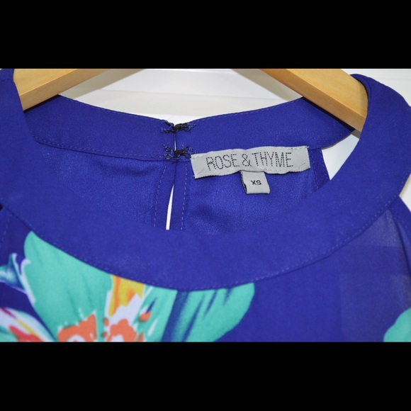 🚫SOLD🚫NWOT Gorgeous rose & thyme blouse XS - Picture 2 of 2