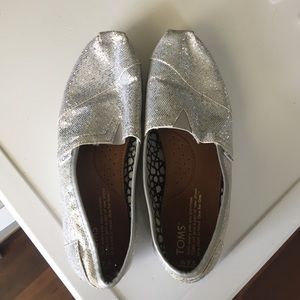 Silver sparkly toms