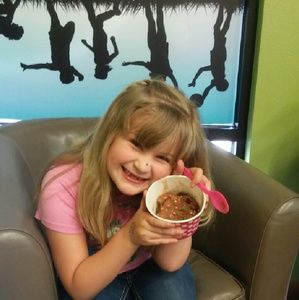 Meet your Posher, Pamela