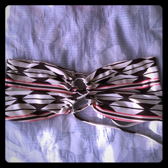 Acacia bandeau bikini top