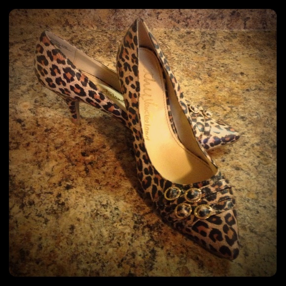 Cute Kathy Van Zeeland Animal Print Pumps