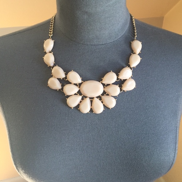 Light pink necklace