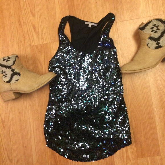 Gap navy blue sequin tank - Picture 2 of 2