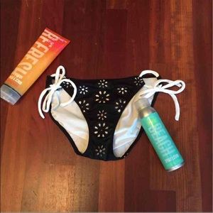 Victoria's Secret bikini bottoms