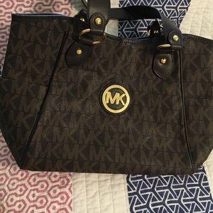 Michael kors handbag