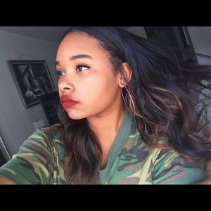 Meet your Posher, Jada