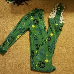 Footy pajamas set of 2!