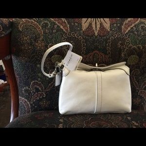 NWT coach white wristlet purse