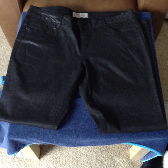 [JUNIORS] Pleather black jeans