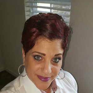 Meet your Posher, Wendy