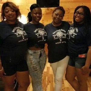 Meet your Posher, Christal