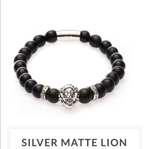 Zorrata silver matte lion