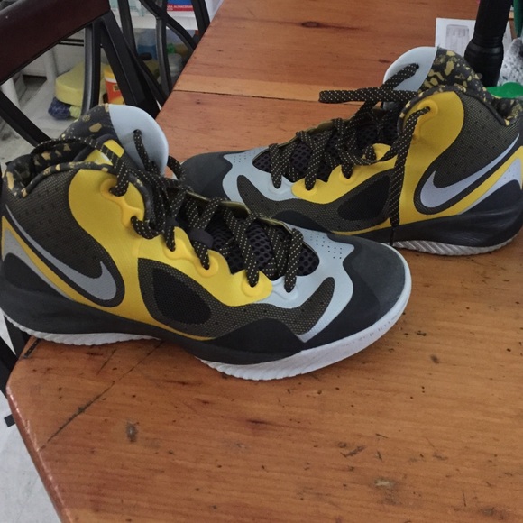 Nike basketball sneakers