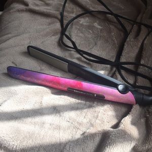 Hair straightener