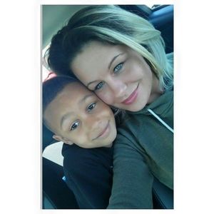 Meet your Posher, Leah