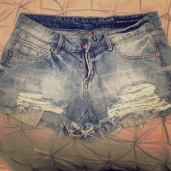 Special A size small jean shorts