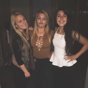 Meet your Posher, Hannah