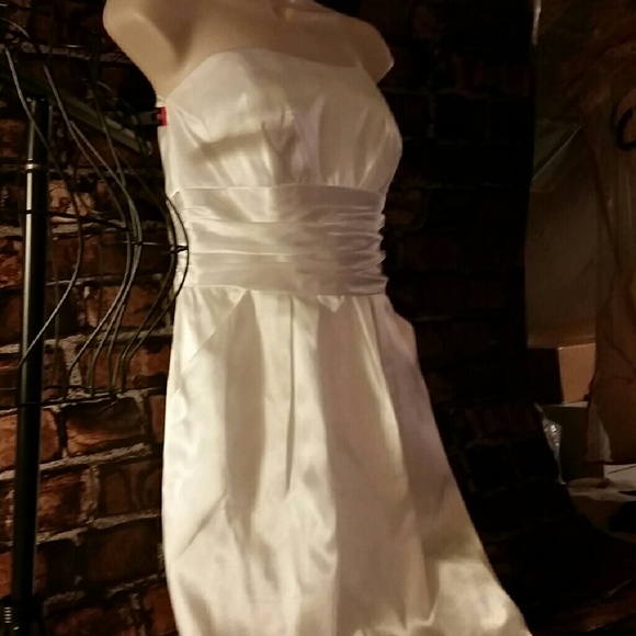 Weddings dress