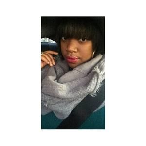 Meet your Posher, Kiana