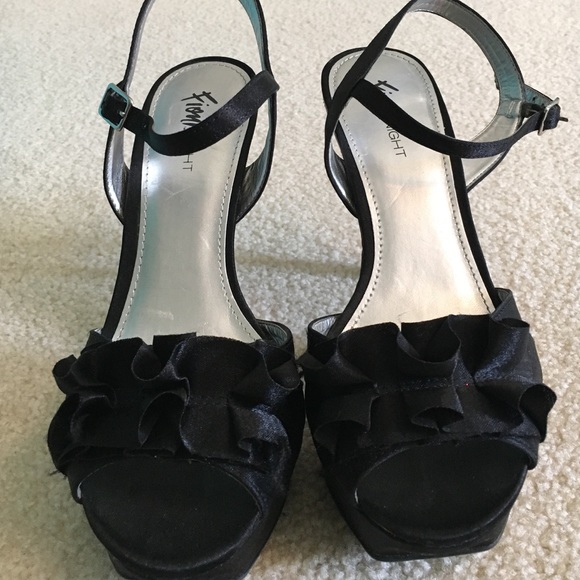 Black Floral Heels Size 7