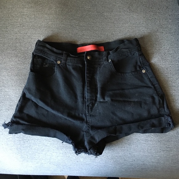 High waisted black denim shorts