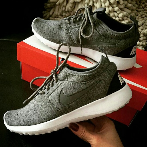 Nike Juvenate Gray Fleece Tech Pack TP - Picture 2 of 2