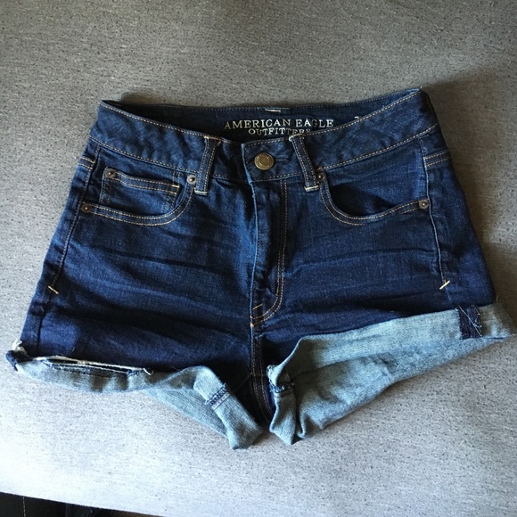 High waisted American Eagle denim shorts