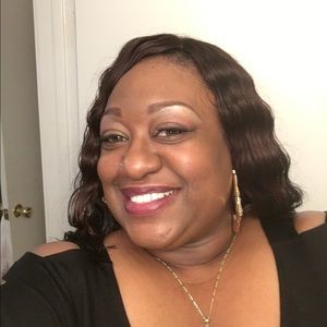 Meet your Posher, Jakia