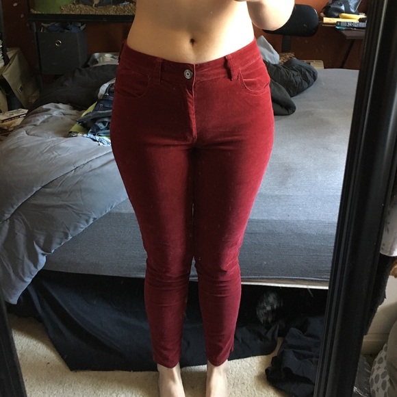 Mid waist red corduroy American Eagle pants