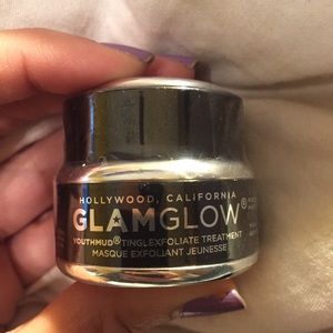 Glamglow YouthMud Tinglexfoliate Treatment